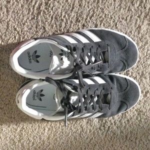 Adidas Original Sneakers